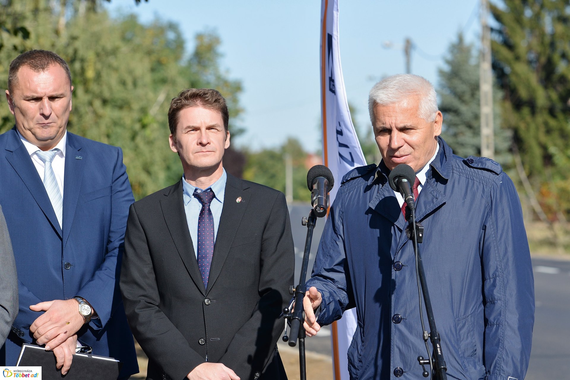 Útátadás a Westsik Vilmos utcán