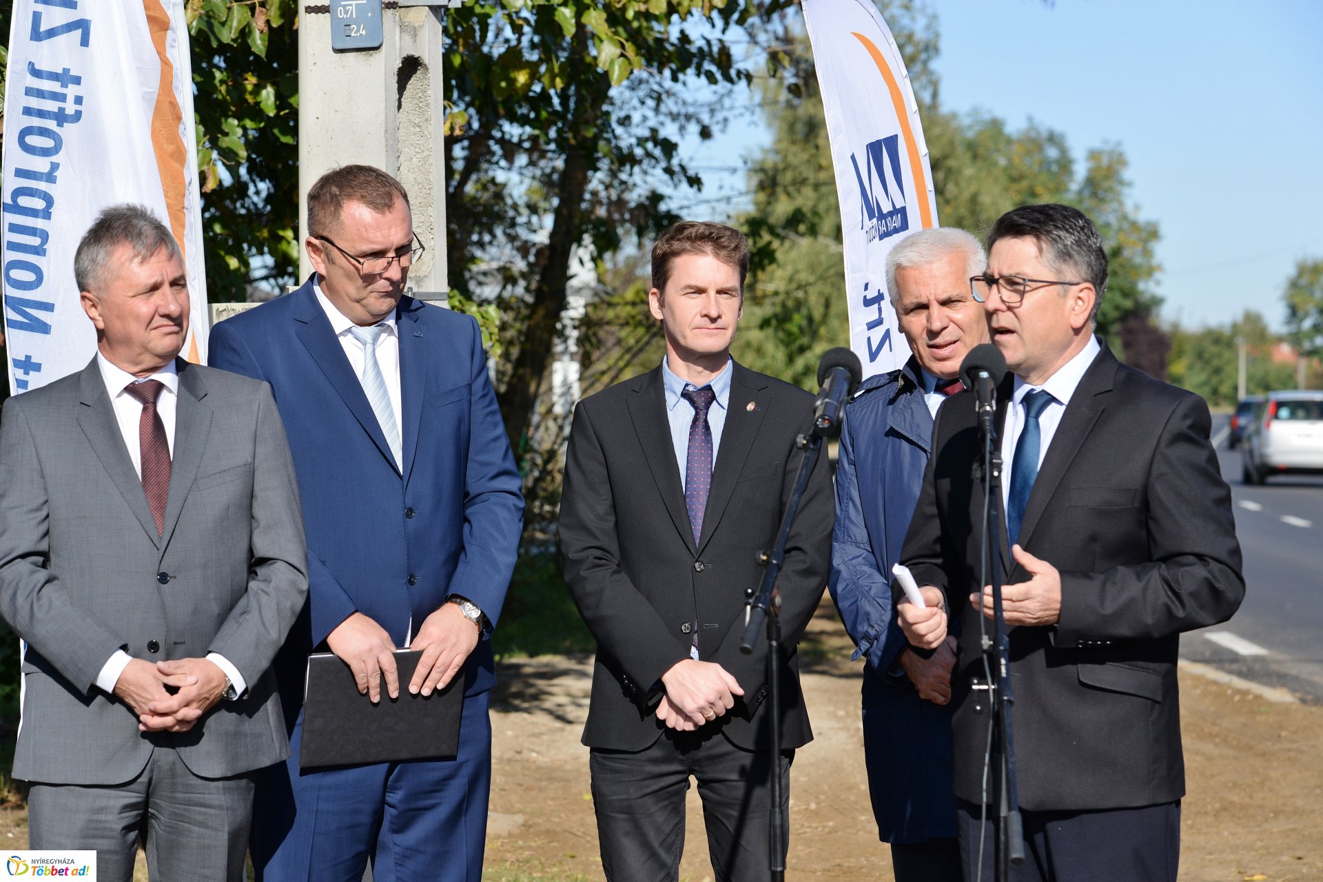 Útátadás a Westsik Vilmos utcán