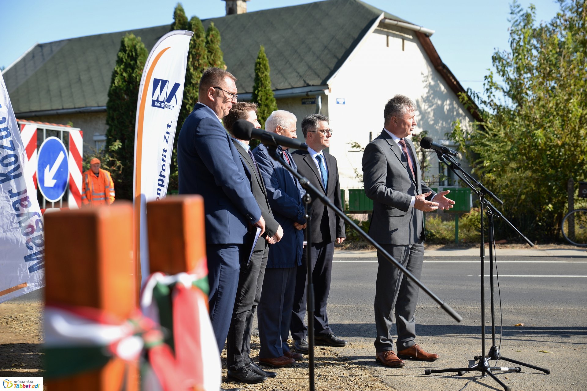 Útátadás a Westsik Vilmos utcán