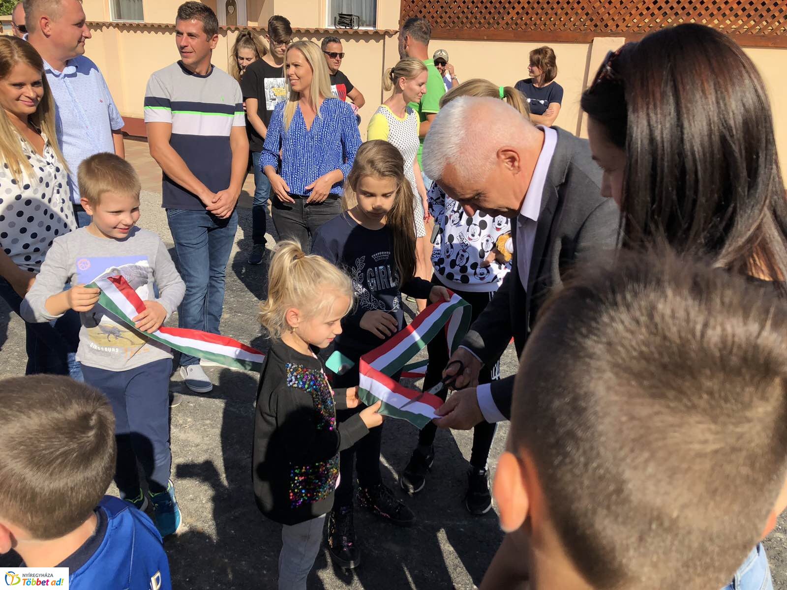 Utcabál az Angyal utcában