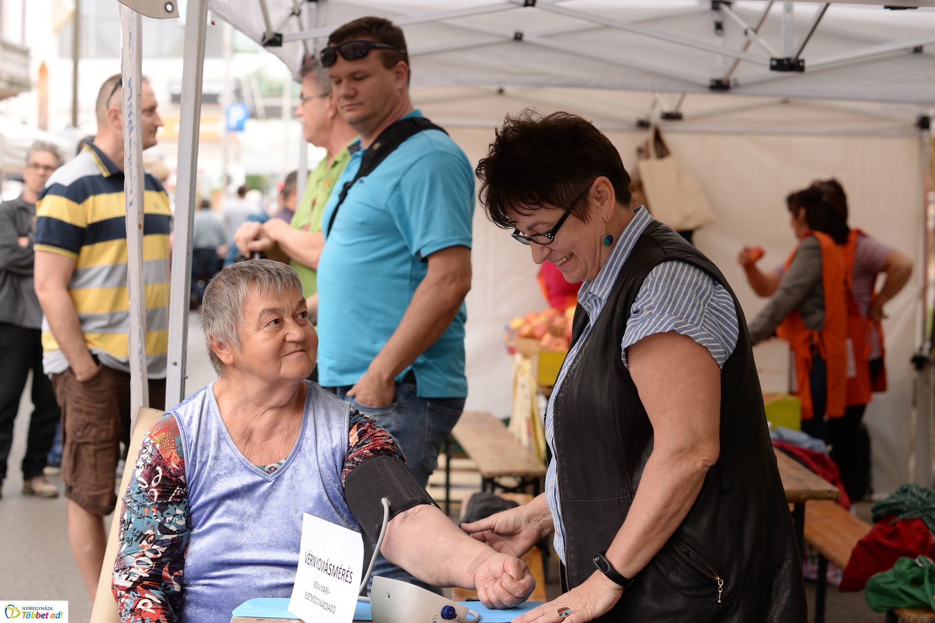 Utcai piknik a belvárosban