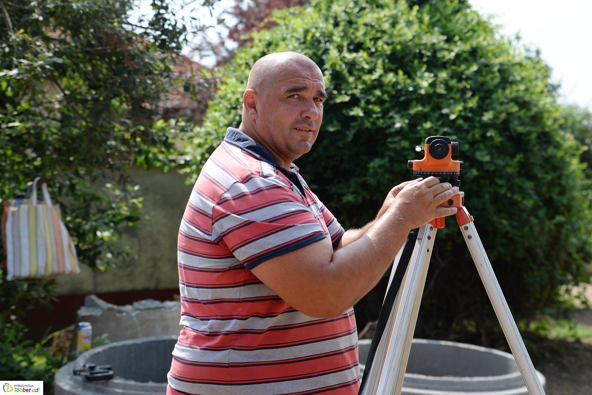 Útépítés a Borostyán utcán