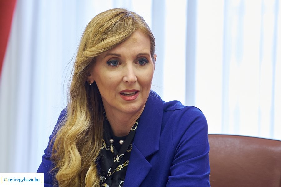 Útépítési, útfelújítási programok - sajtótájékoztató