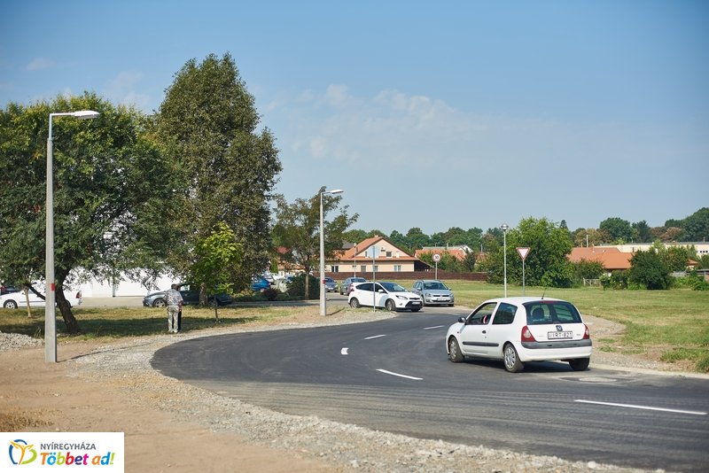 Útfejlesztés a Nád utcán