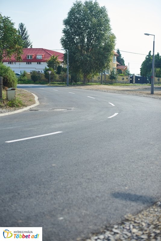 Útfejlesztés a Nád utcán
