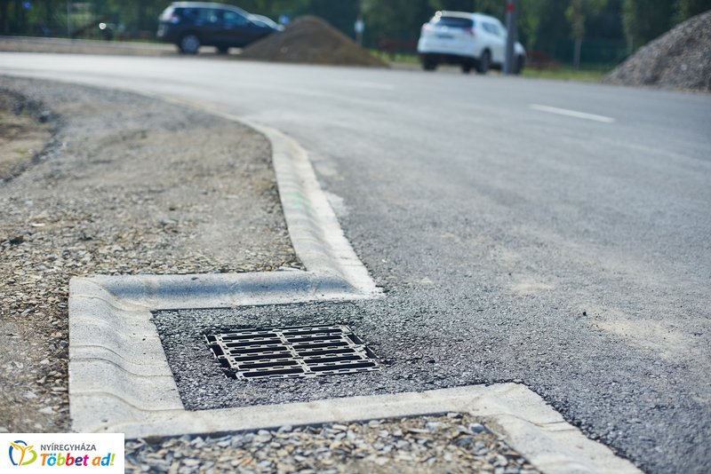 Útfejlesztés a Nád utcán