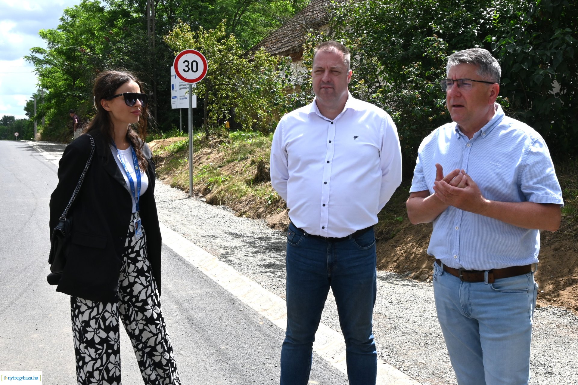 Útfejlesztés Csernyikbokor és Mátyásbokor határában 