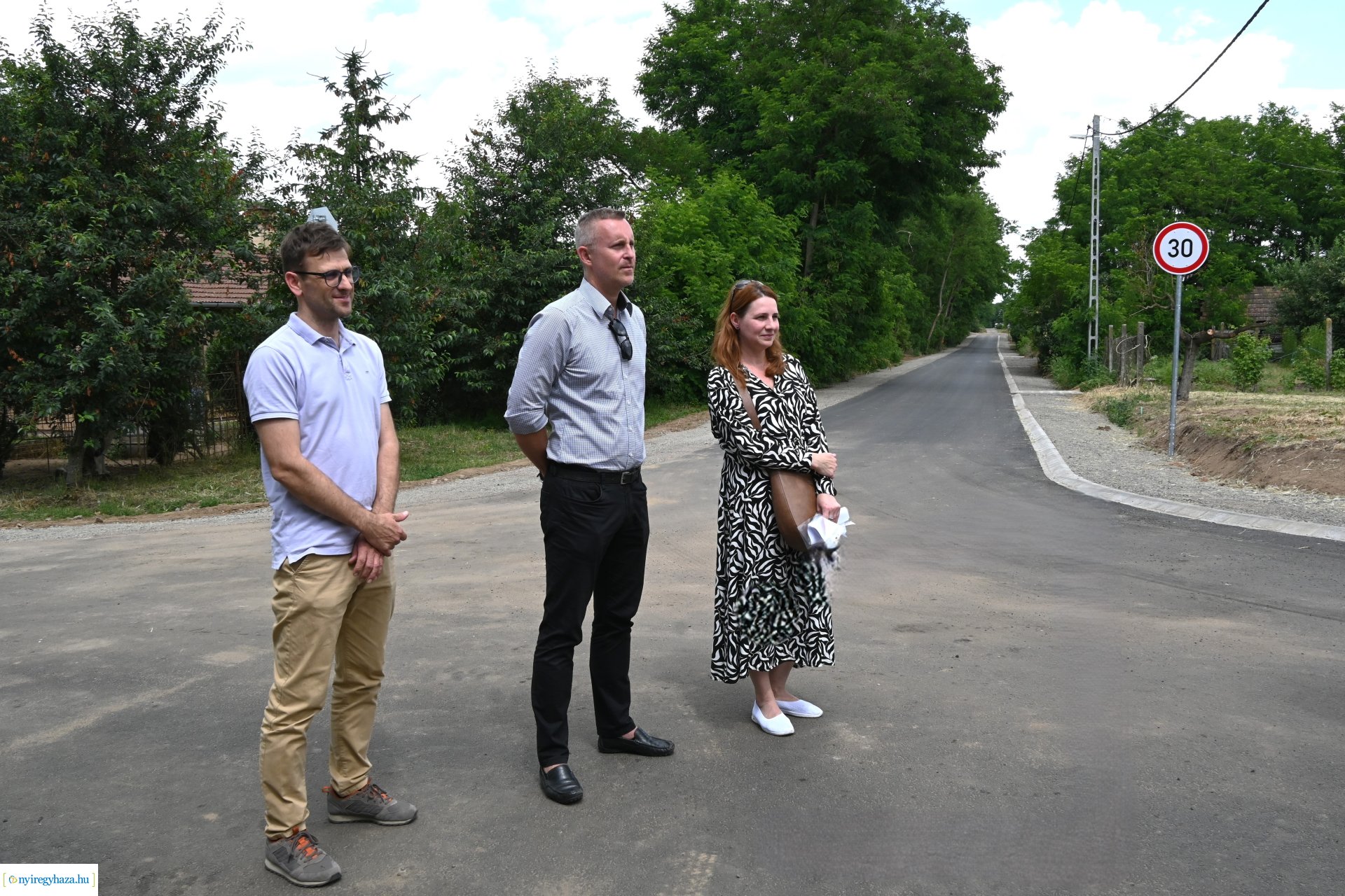 Útfejlesztés Csernyikbokor és Mátyásbokor határában 
