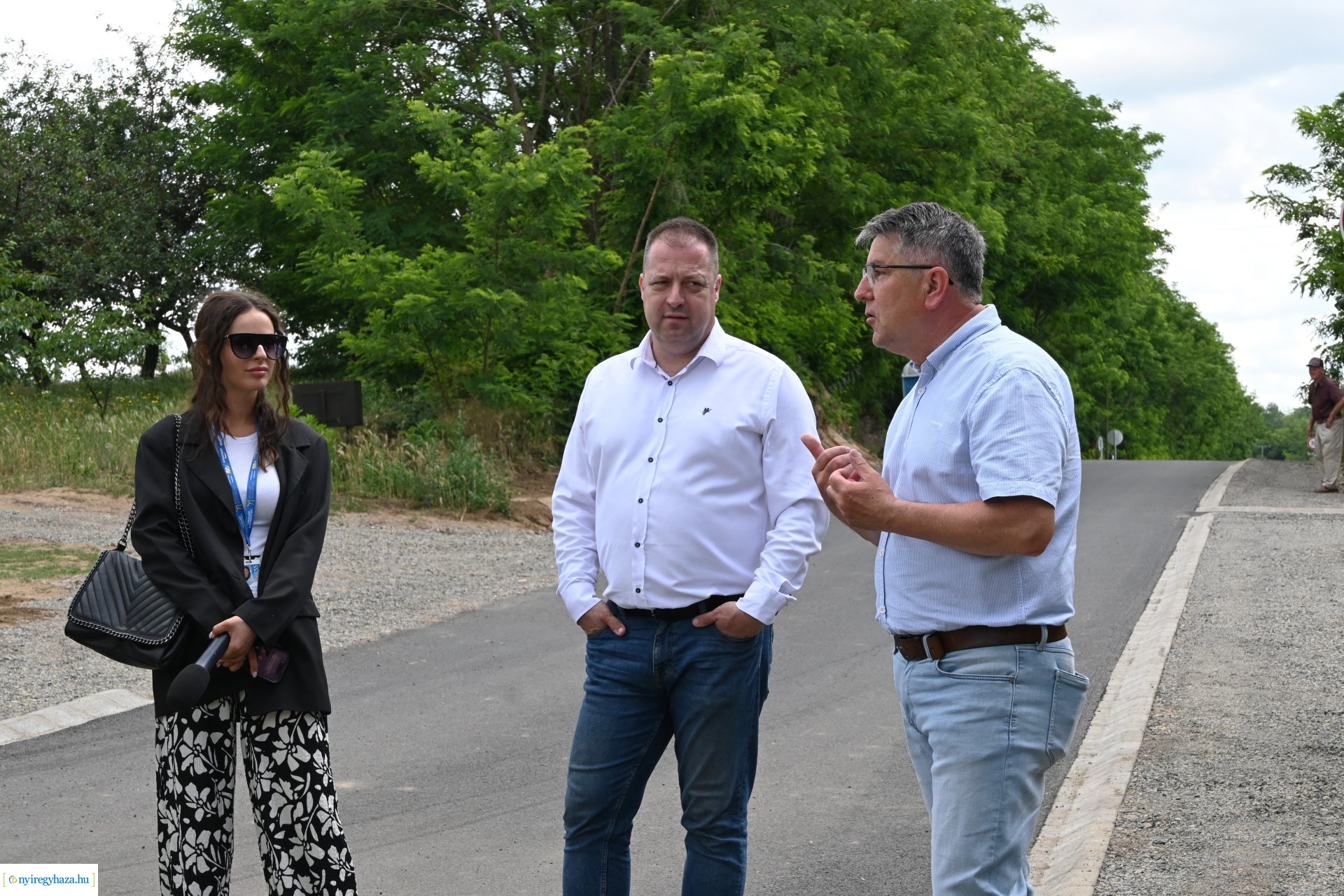 Útfejlesztés Csernyikbokor és Mátyásbokor határában 