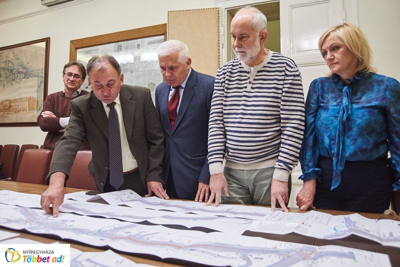 Útfejlesztés tervek