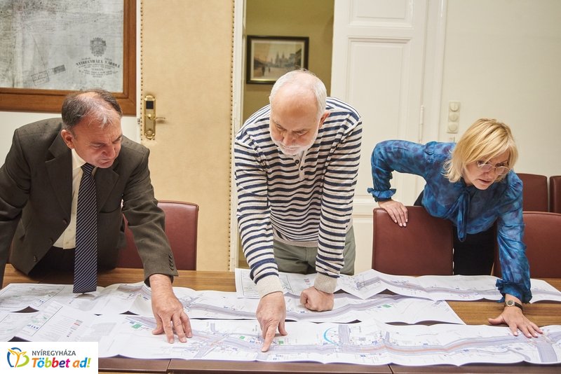 Útfejlesztés tervek