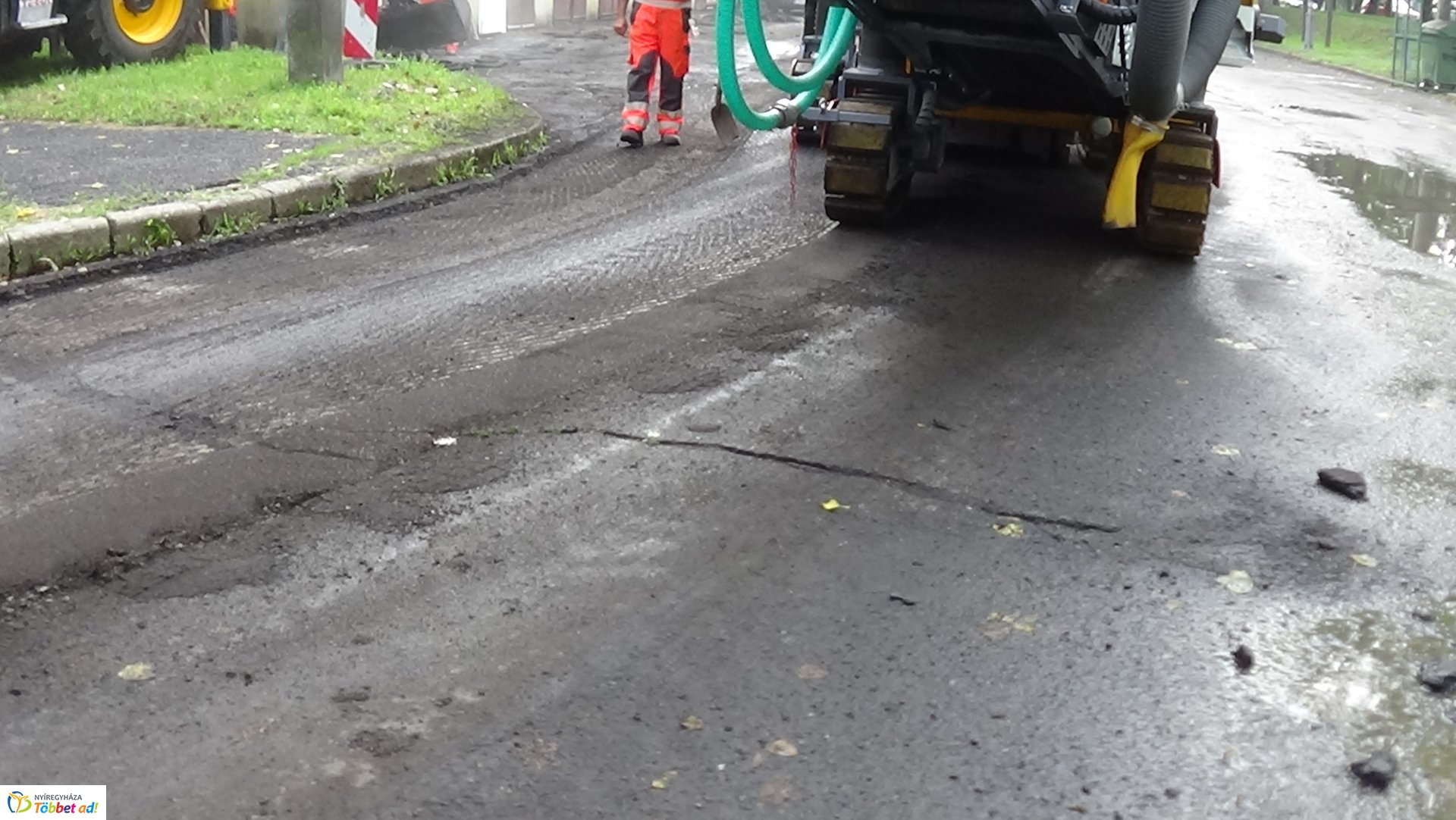 Útfelmarási munkálatok az Árpád utcán