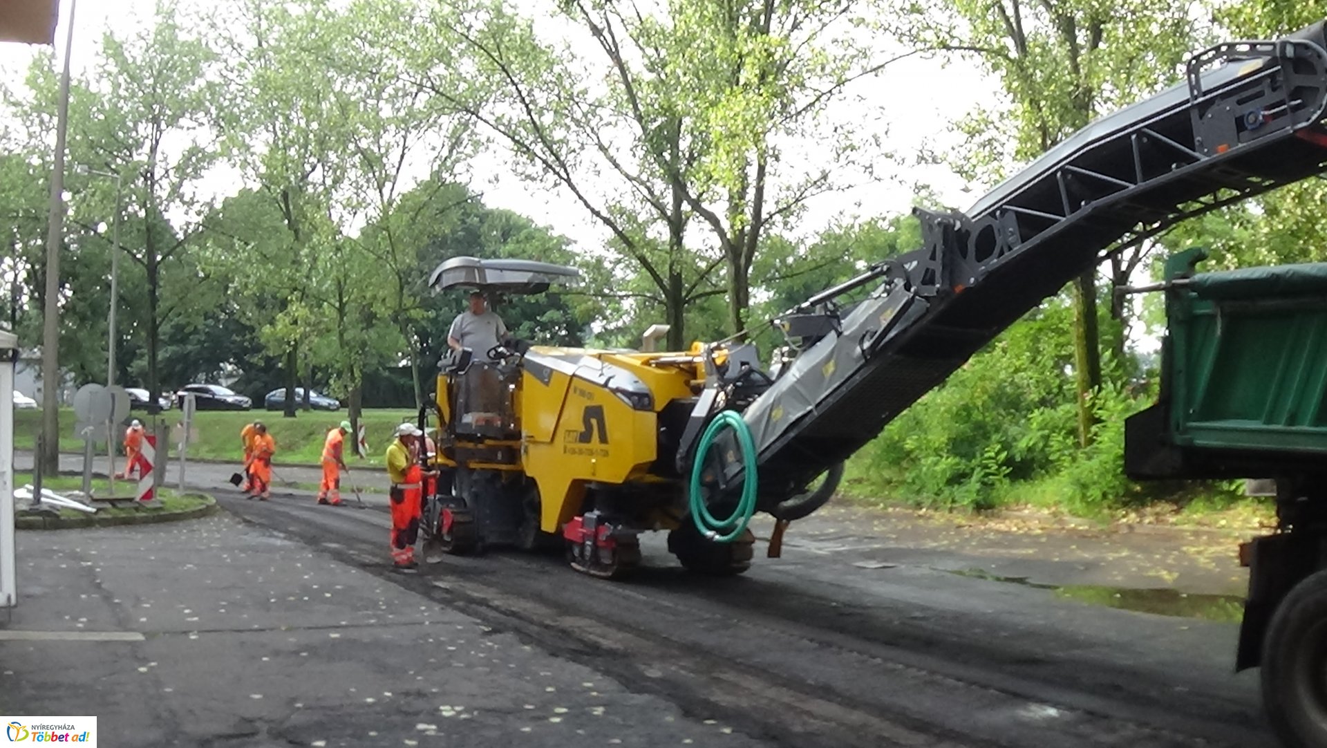 Útfelmarási munkálatok az Árpád utcán