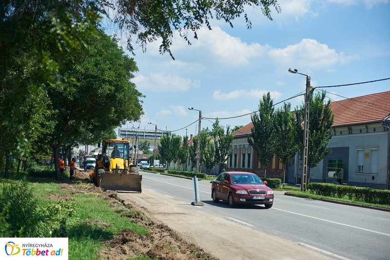 Útfelújítás a Rákóczi utcán