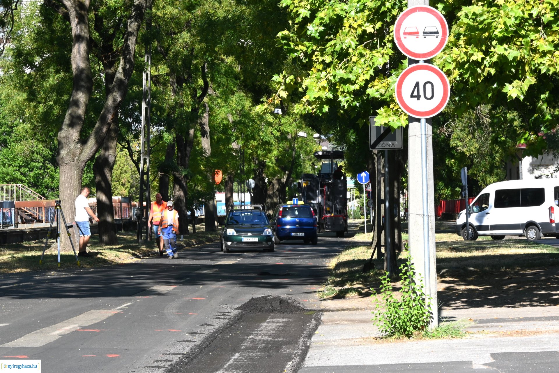Útfelújítás kezdődött az Árok utcán