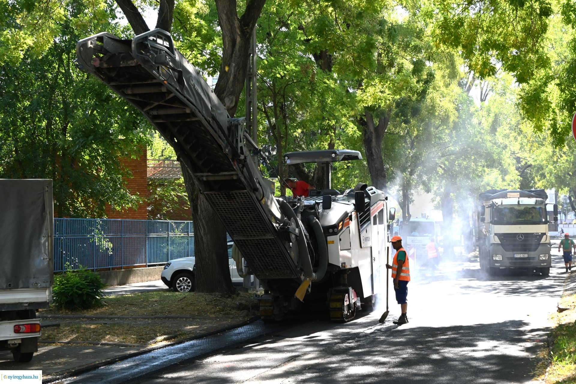 Útfelújítás kezdődött az Árok utcán