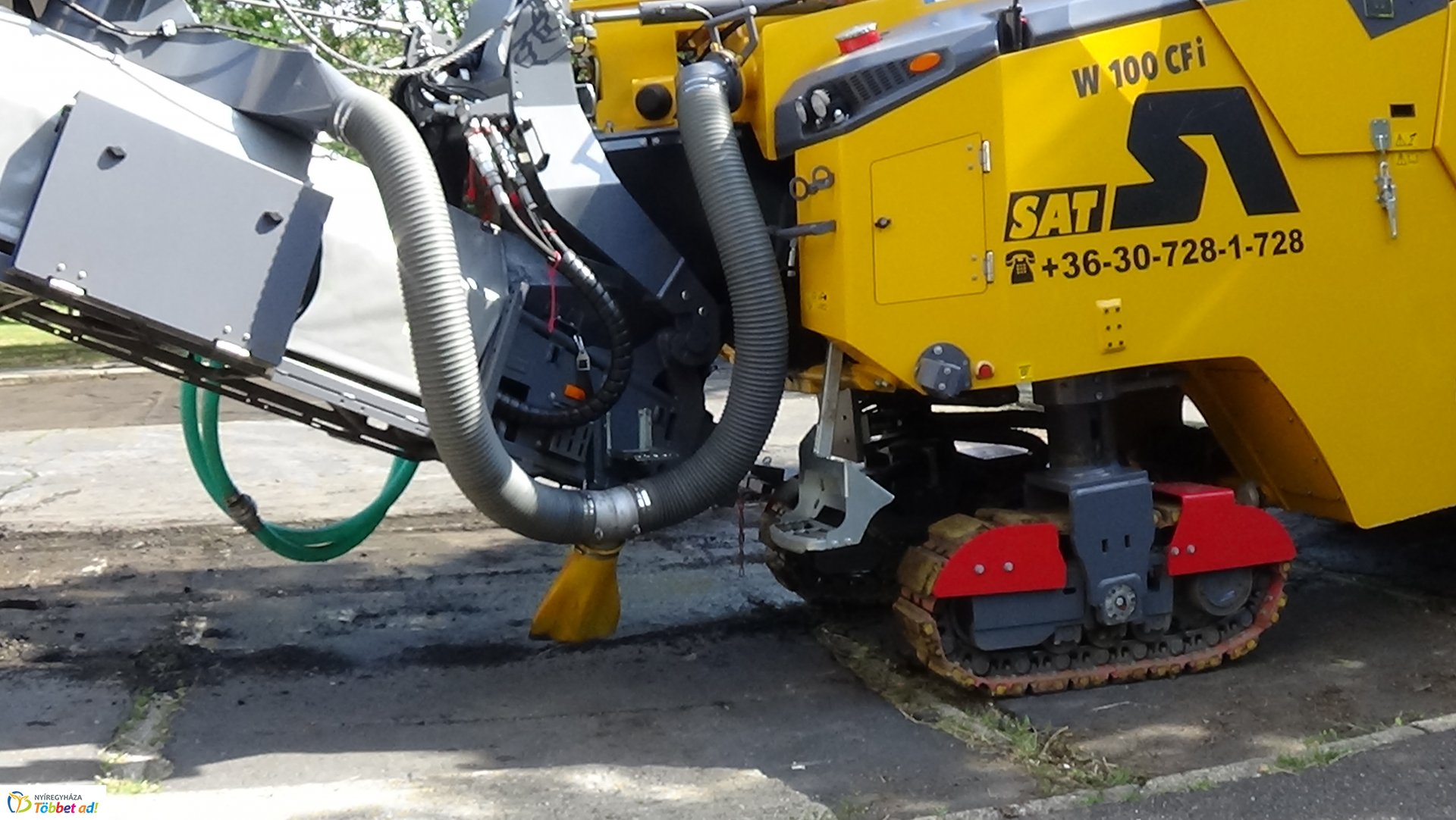 Útfelújítási munkálatok az Ungvár sétány parkolóiban