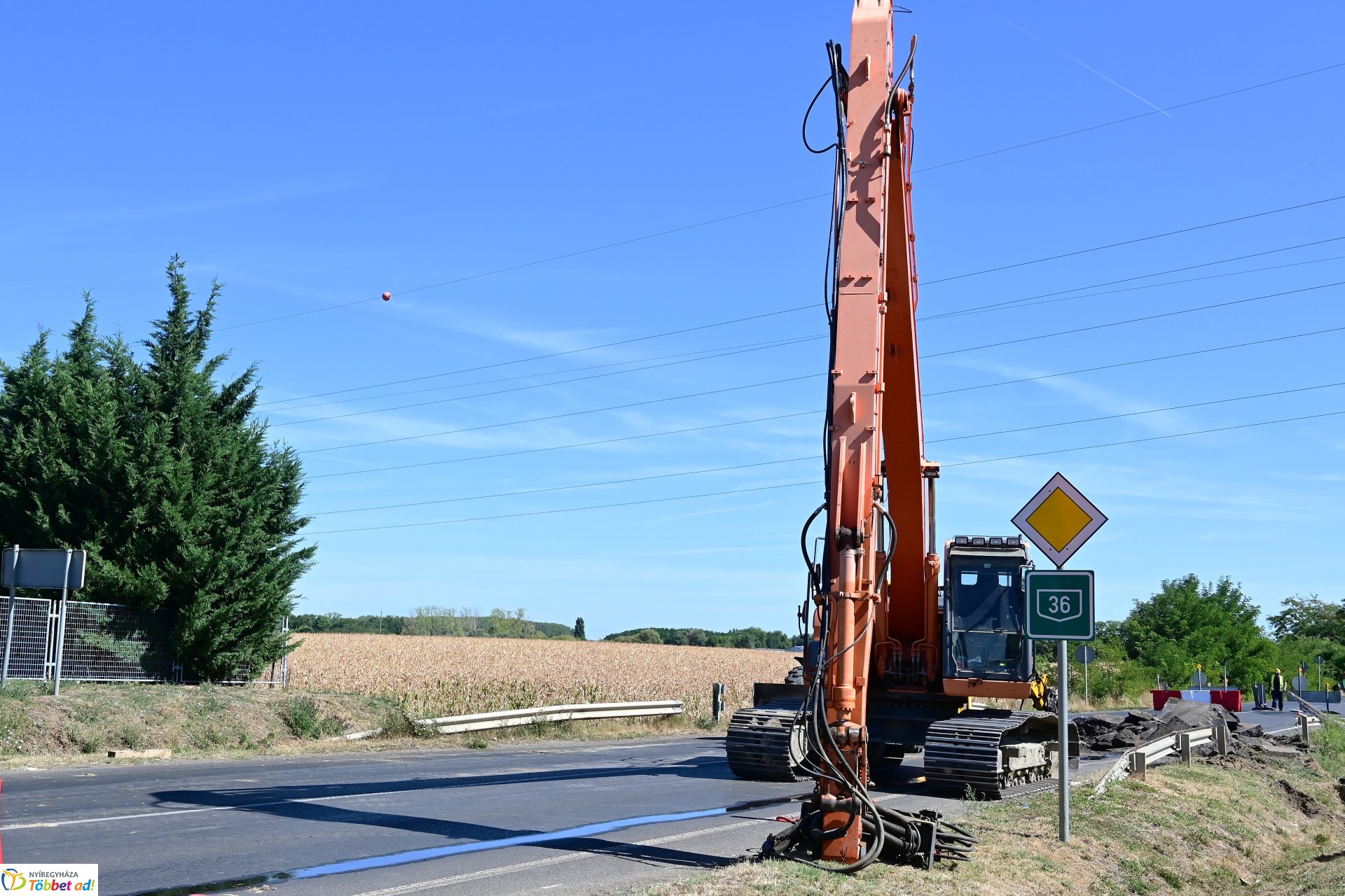 Útlezárás a 36-os főúton