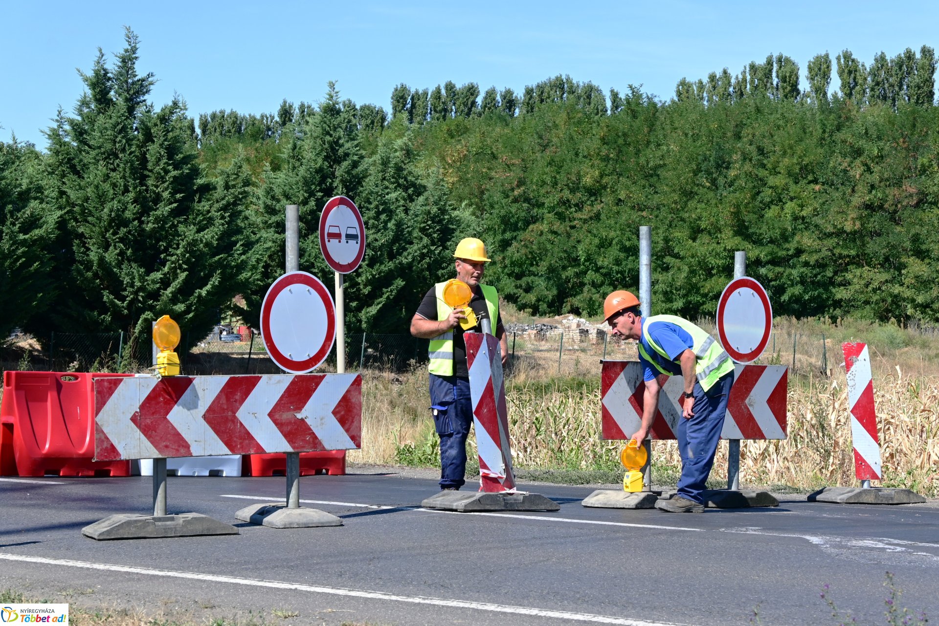 Útlezárás a 36-os főúton