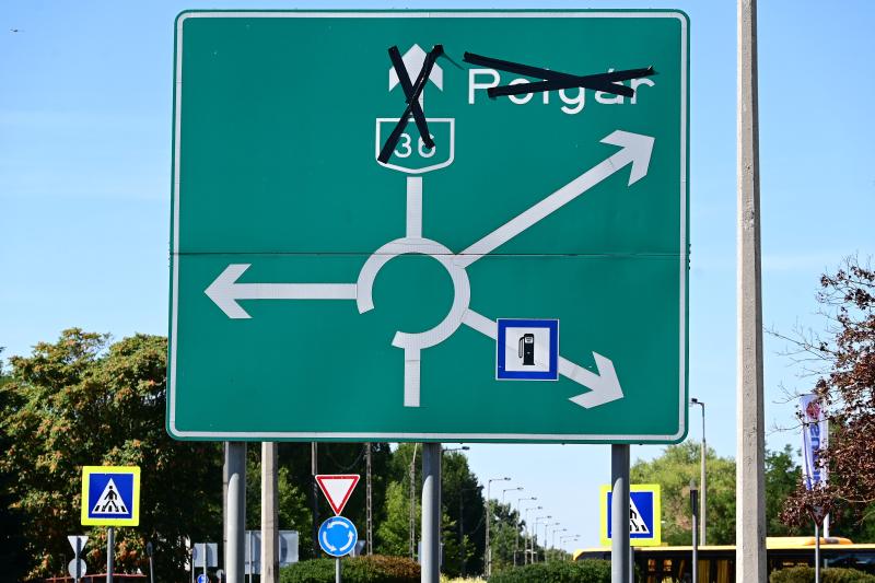 Útlezárás a 36-os főúton