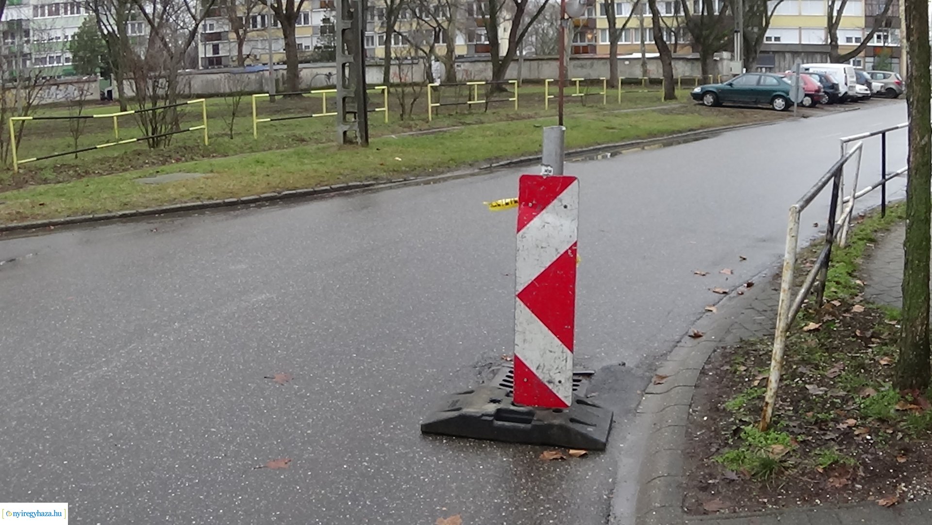 Útszűkületre számíthatnak a közlekedők a Sarkantyú utcán