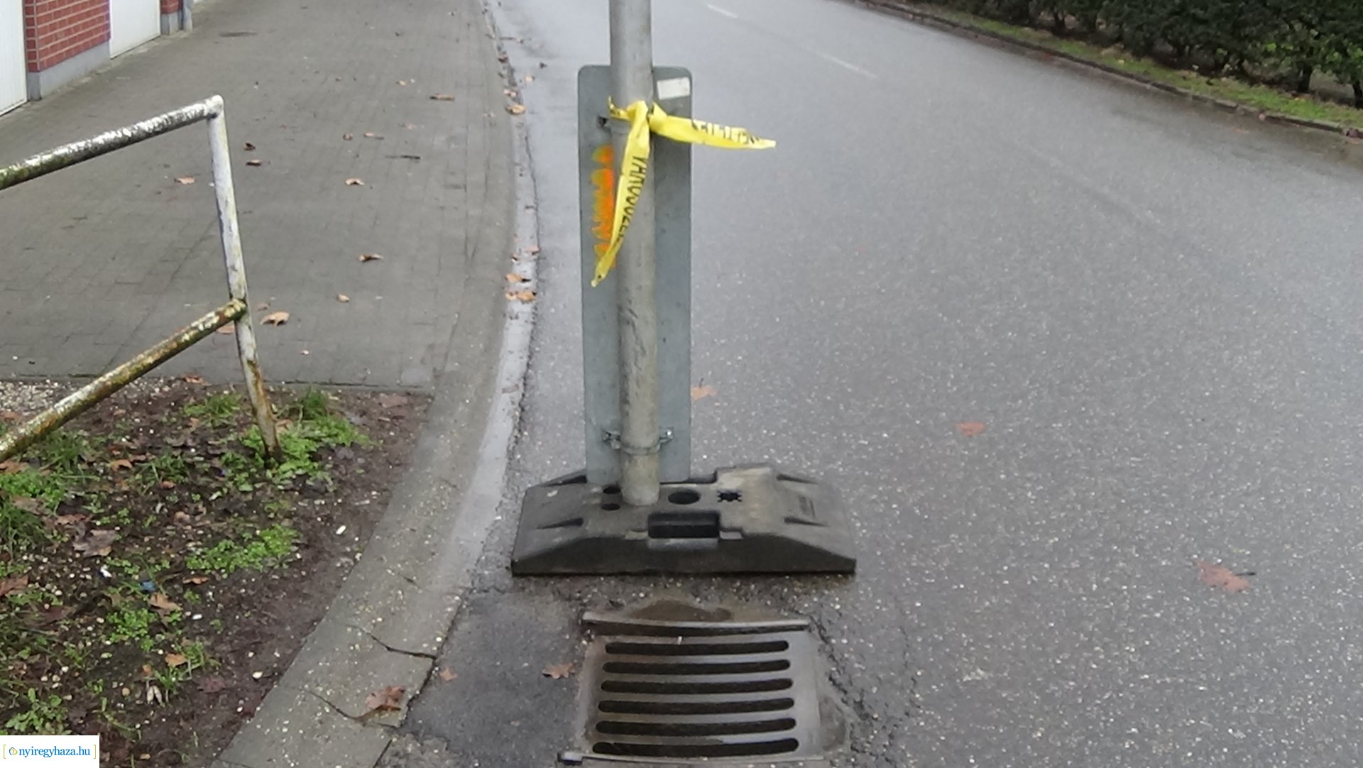 Útszűkületre számíthatnak a közlekedők a Sarkantyú utcán