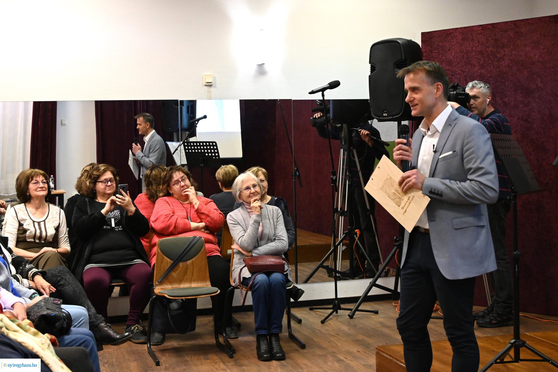 Üzenet az égbe - Tarczy Gyula előadói estje a Vasutas Művelődési Házban