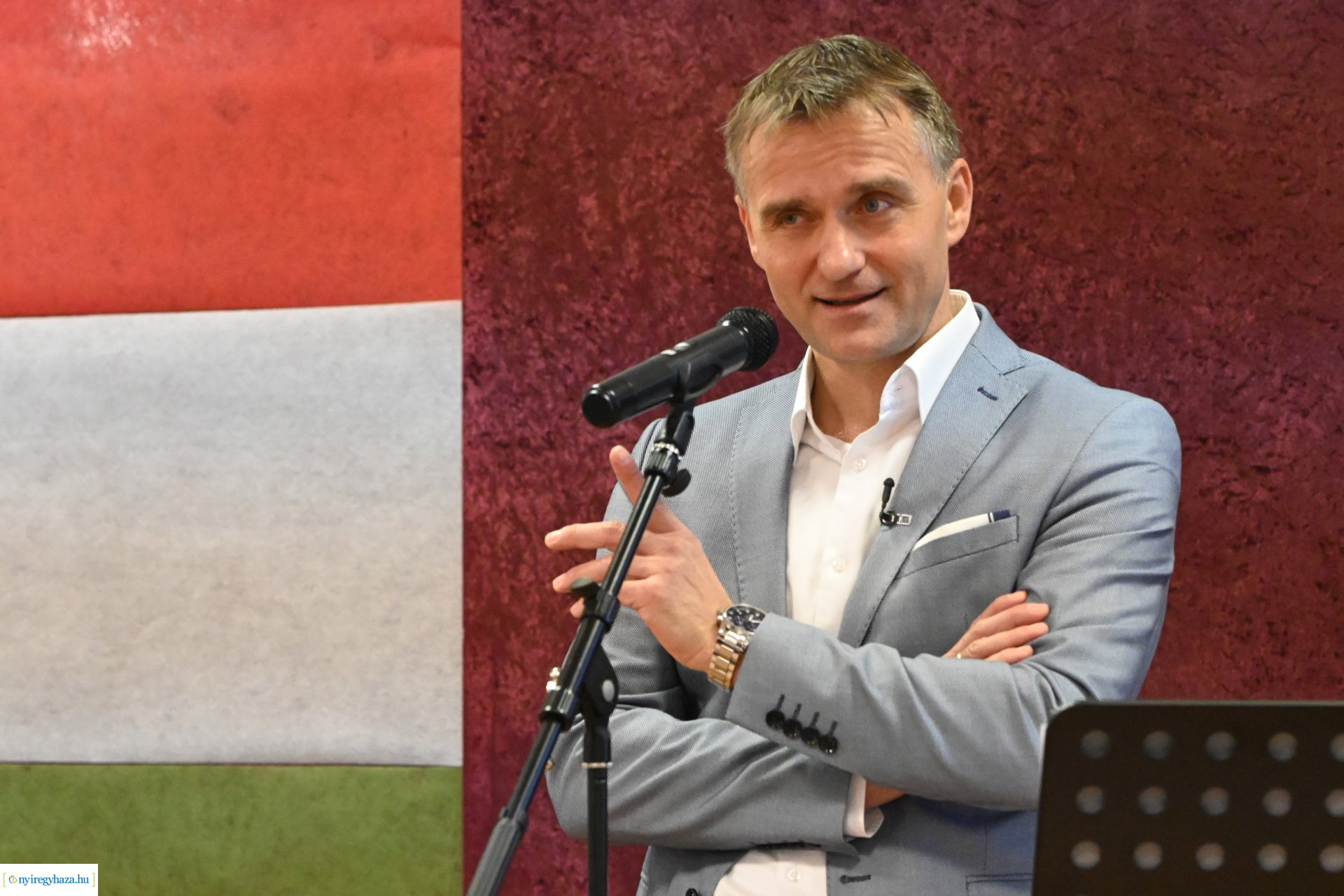 Üzenet az égbe - Tarczy Gyula előadói estje a Vasutas Művelődési Házban