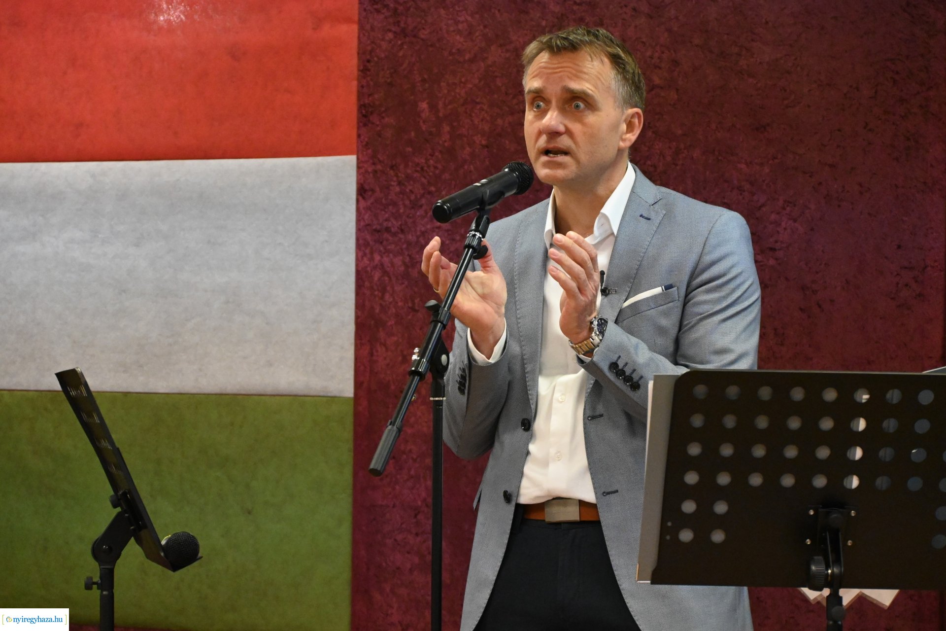 Üzenet az égbe - Tarczy Gyula előadói estje a Vasutas Művelődési Házban