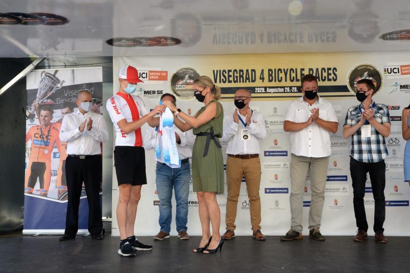 V4 Junior Világkupa  - kerékpárosok a belvárosban