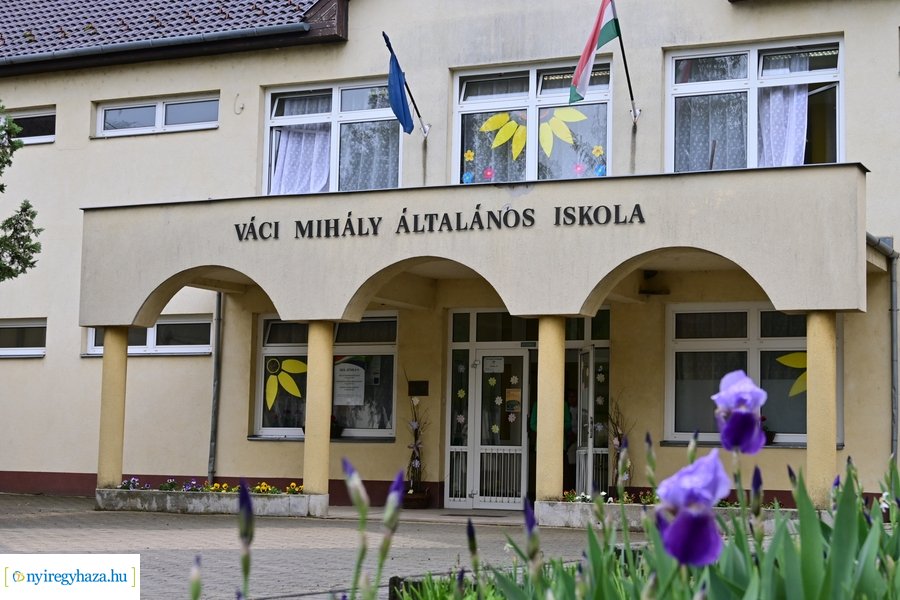 Váci emlékezés a Váci Mihály iskolában