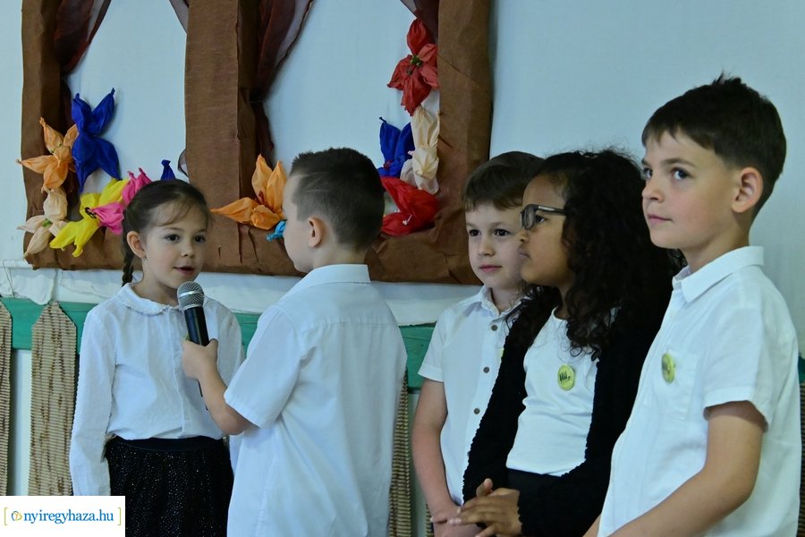 Váci emlékezés a Váci Mihály iskolában