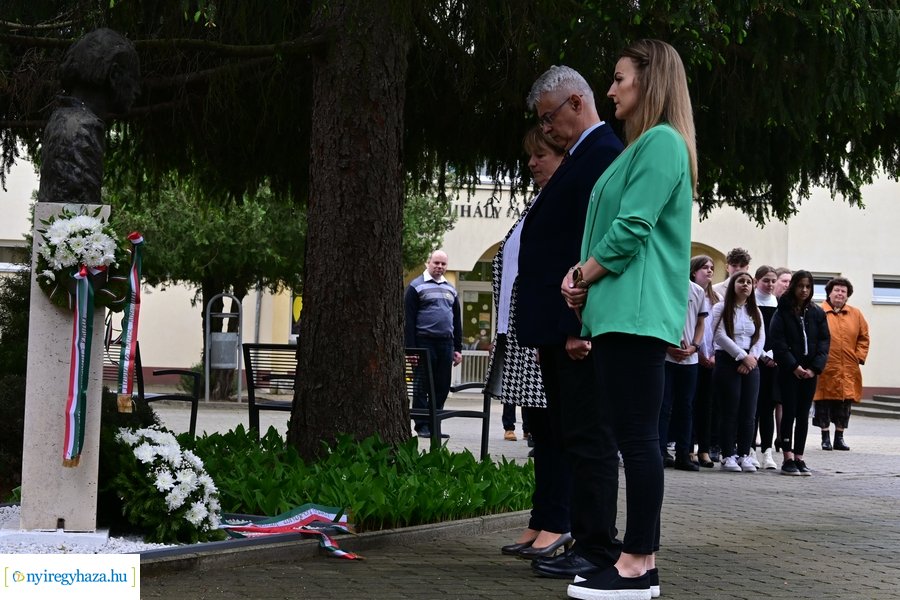 Váci emlékezés a Váci Mihály iskolában