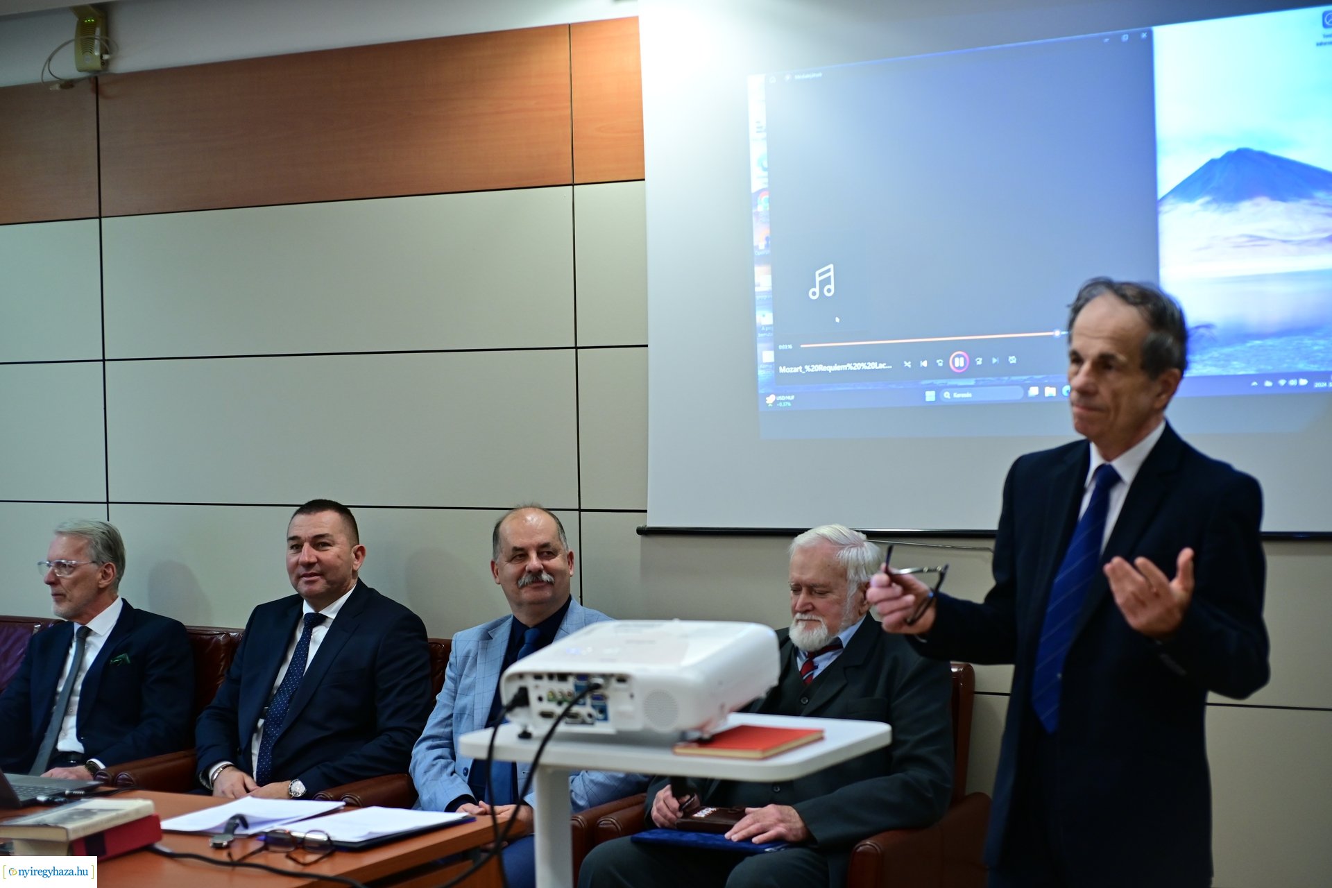 Váci Emlékkonferencia az egyetemen 2024