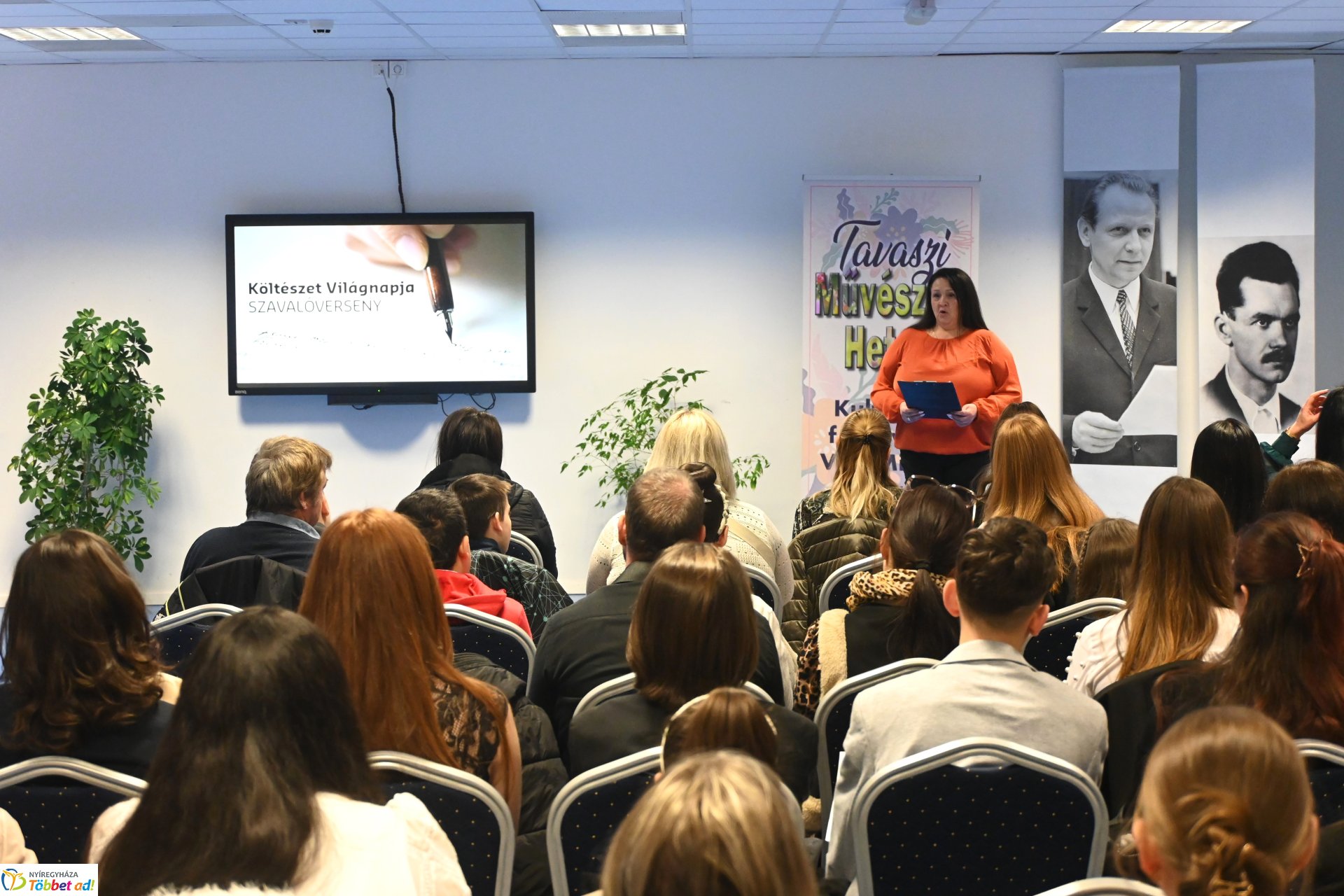 Váci Mihály szavalóverseny a VMKK-ban