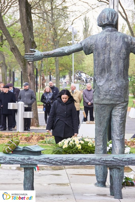 Váci Mihályra emlékeztek