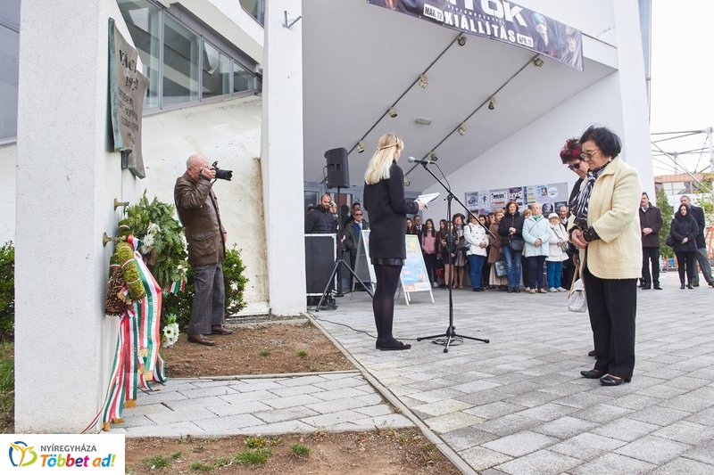 Váci Mihályra emlékeztek