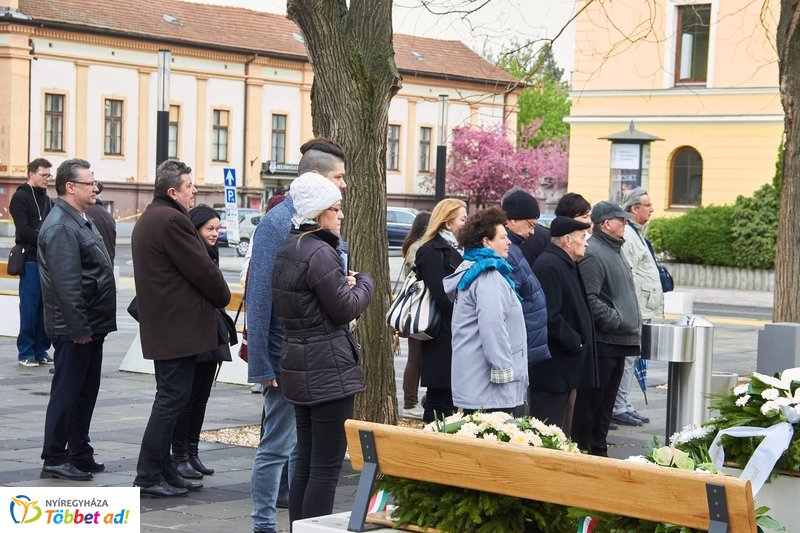 Váci Mihályra emlékeztek
