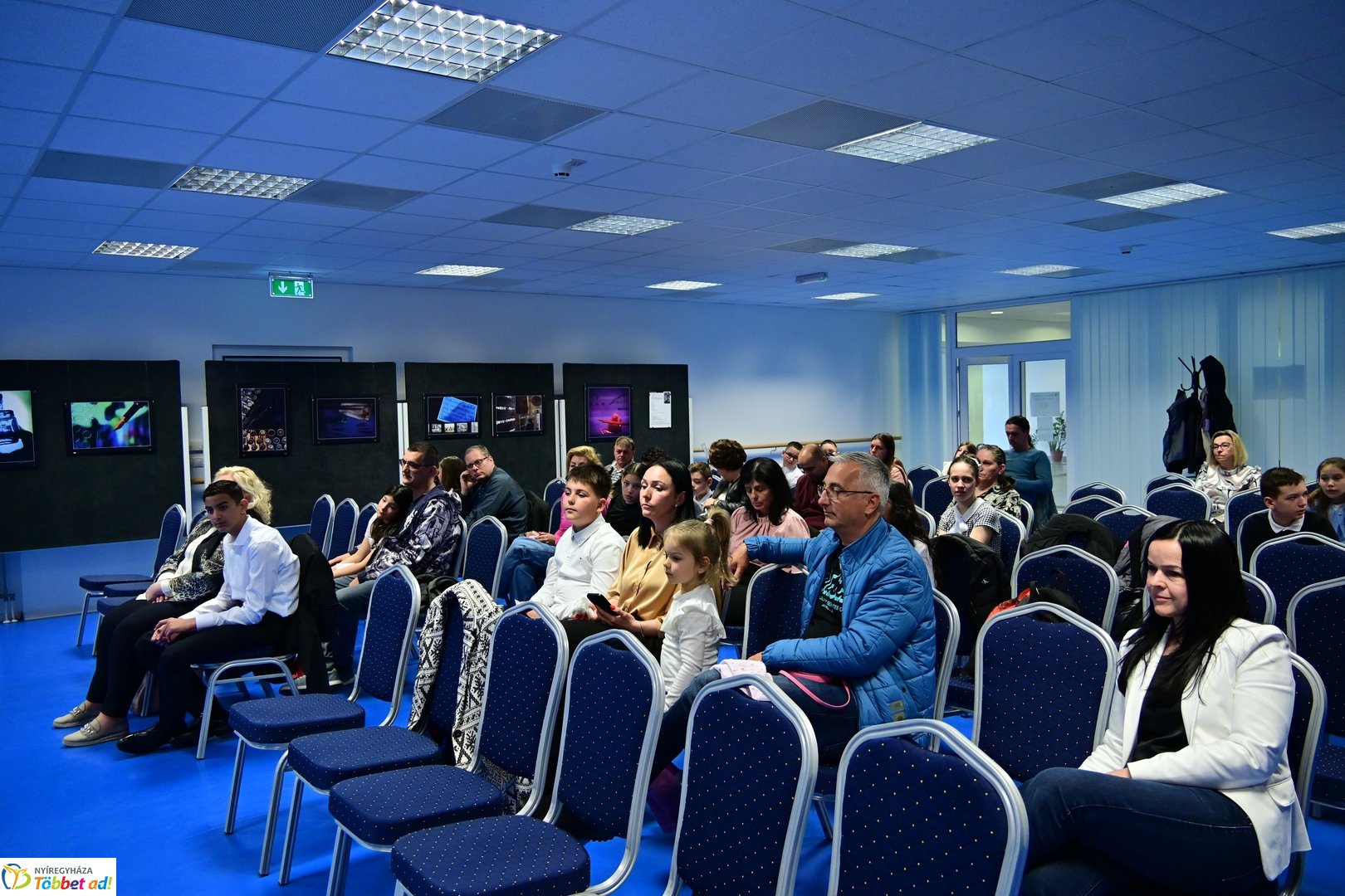 Váci szavalóverseny a kulturális központban - 2026