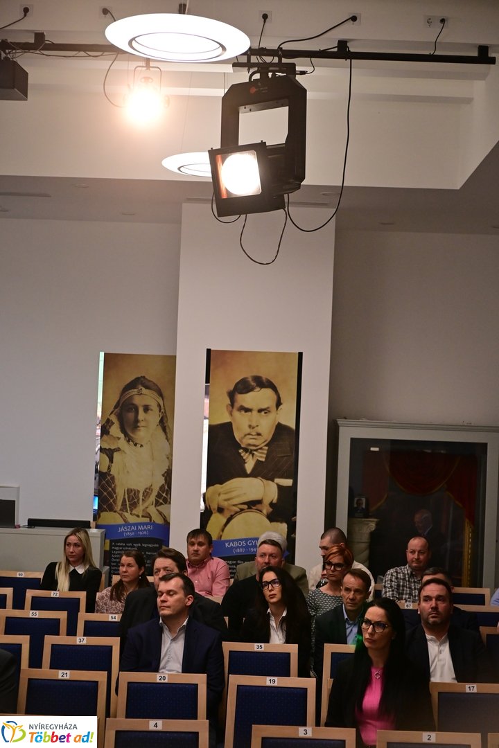 Vállalkozásfejlesztési előadás a Színdbádban 2026 februárjában