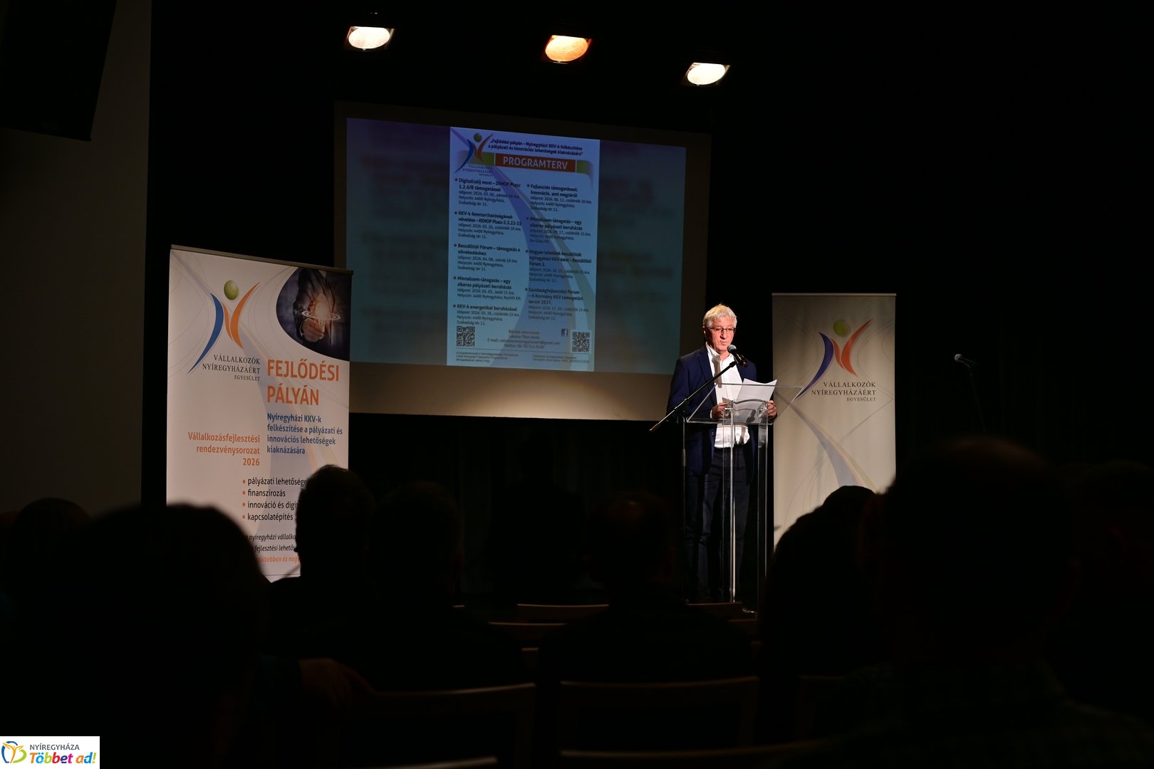 Vállalkozásfejlesztési előadás a Színdbádban 2026 februárjában