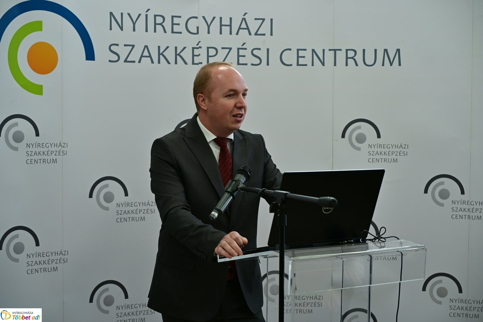 Vállalkozásismereti Roadshow 2025