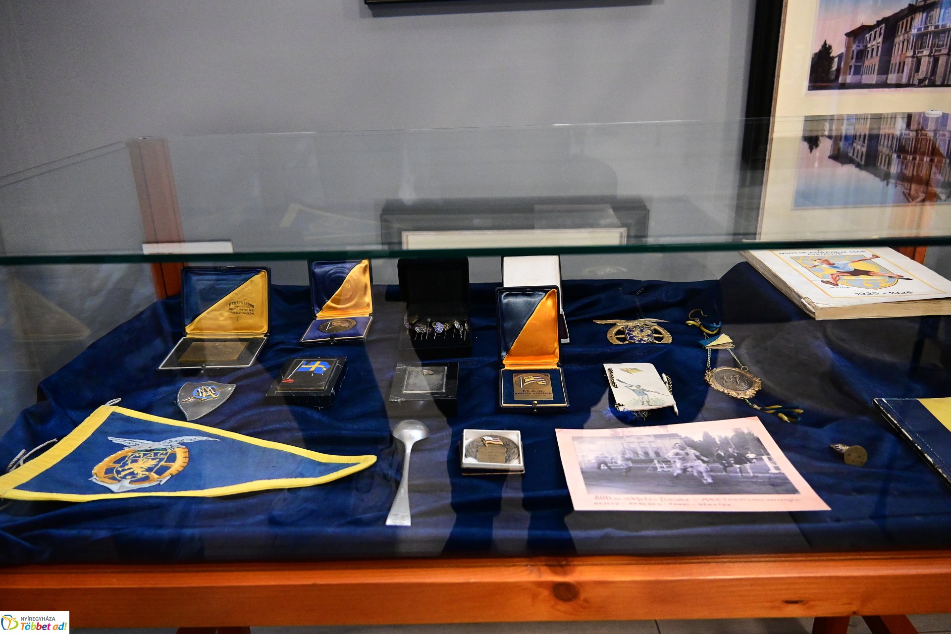 Válogatás a 150 éves Magyar Athletikai Club relikviáiból-kamarakiállítás a Kállay Gyűjteményben