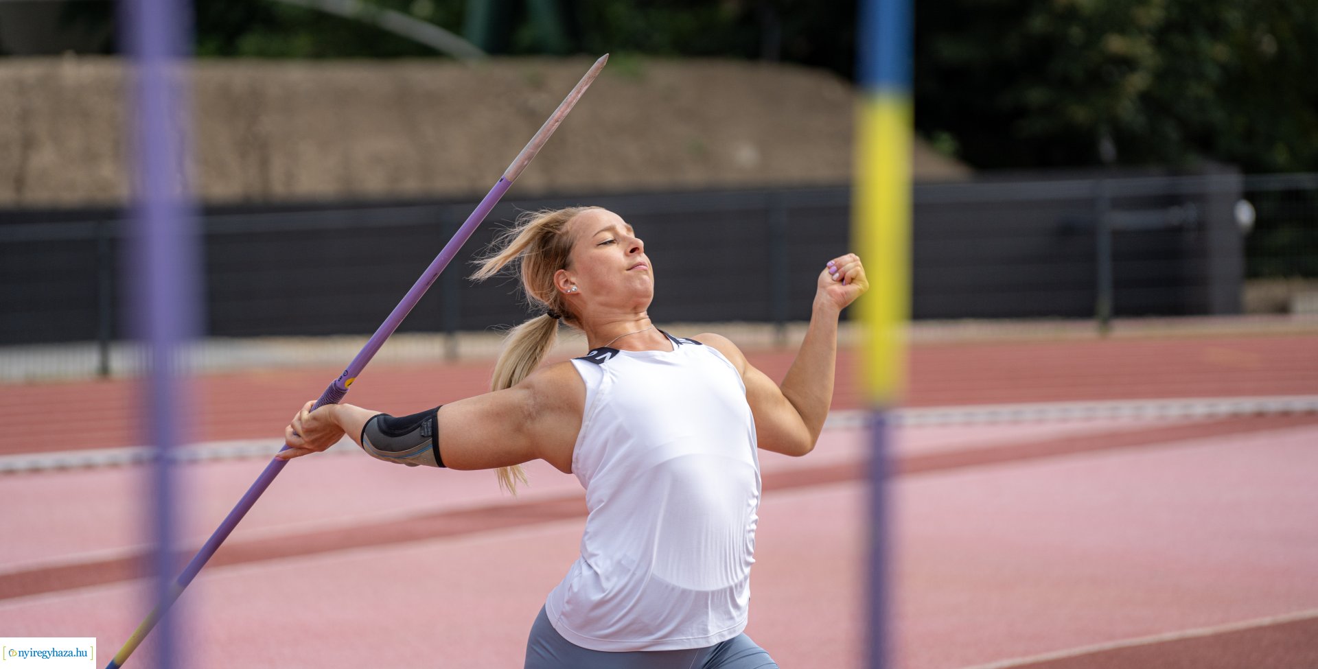 Válogatott sportolók mellett amerikai atléta is Nyíregyházán készül a VB-re