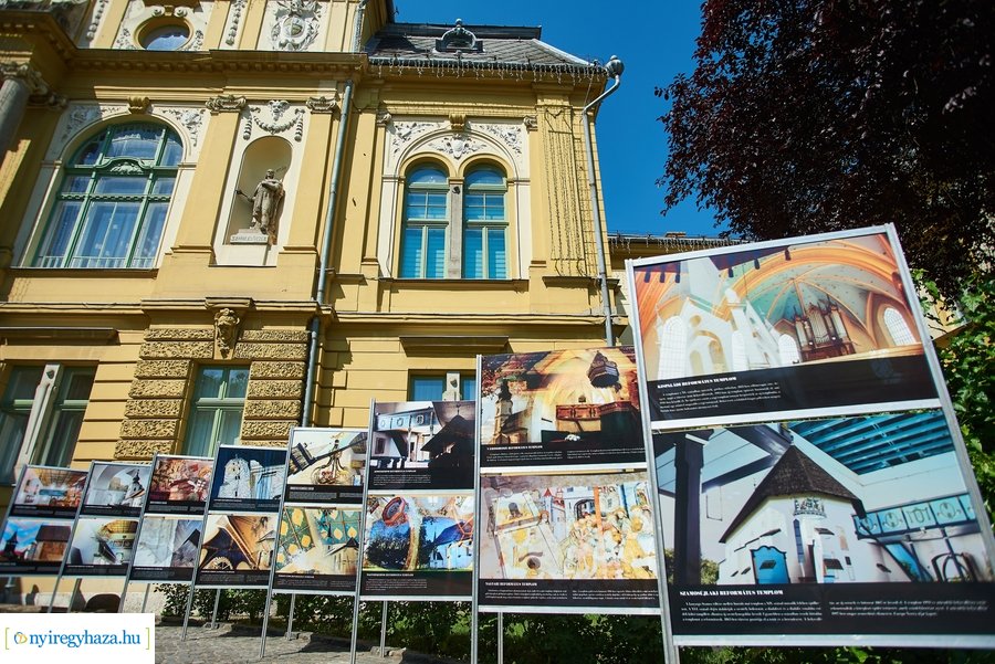 Vándor fotókiállítás megnyitó a Megyeházán