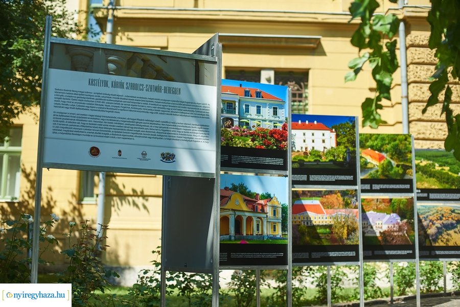 Vándor fotókiállítás megnyitó a Megyeházán