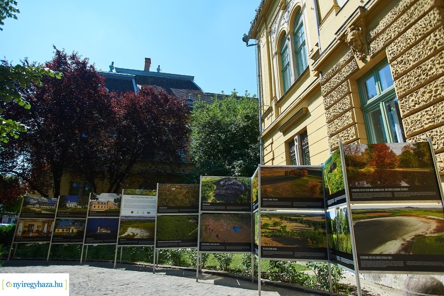 Vándor fotókiállítás megnyitó a Megyeházán