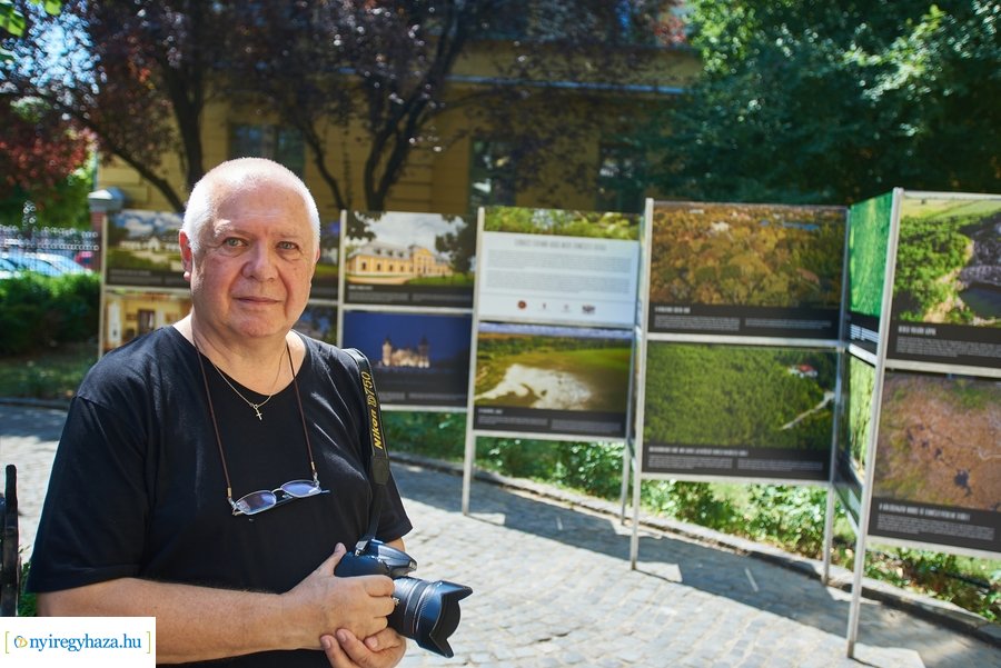 Vándor fotókiállítás megnyitó a Megyeházán