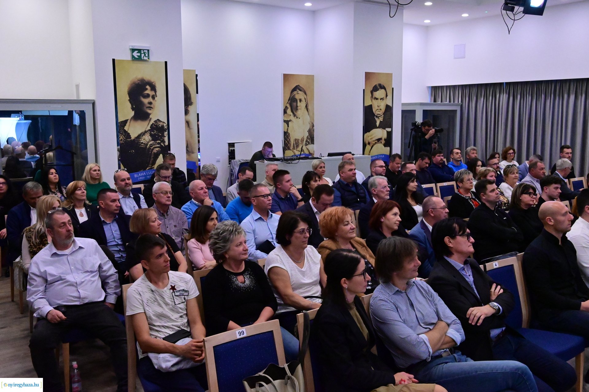 VANYE vendége Moldován András