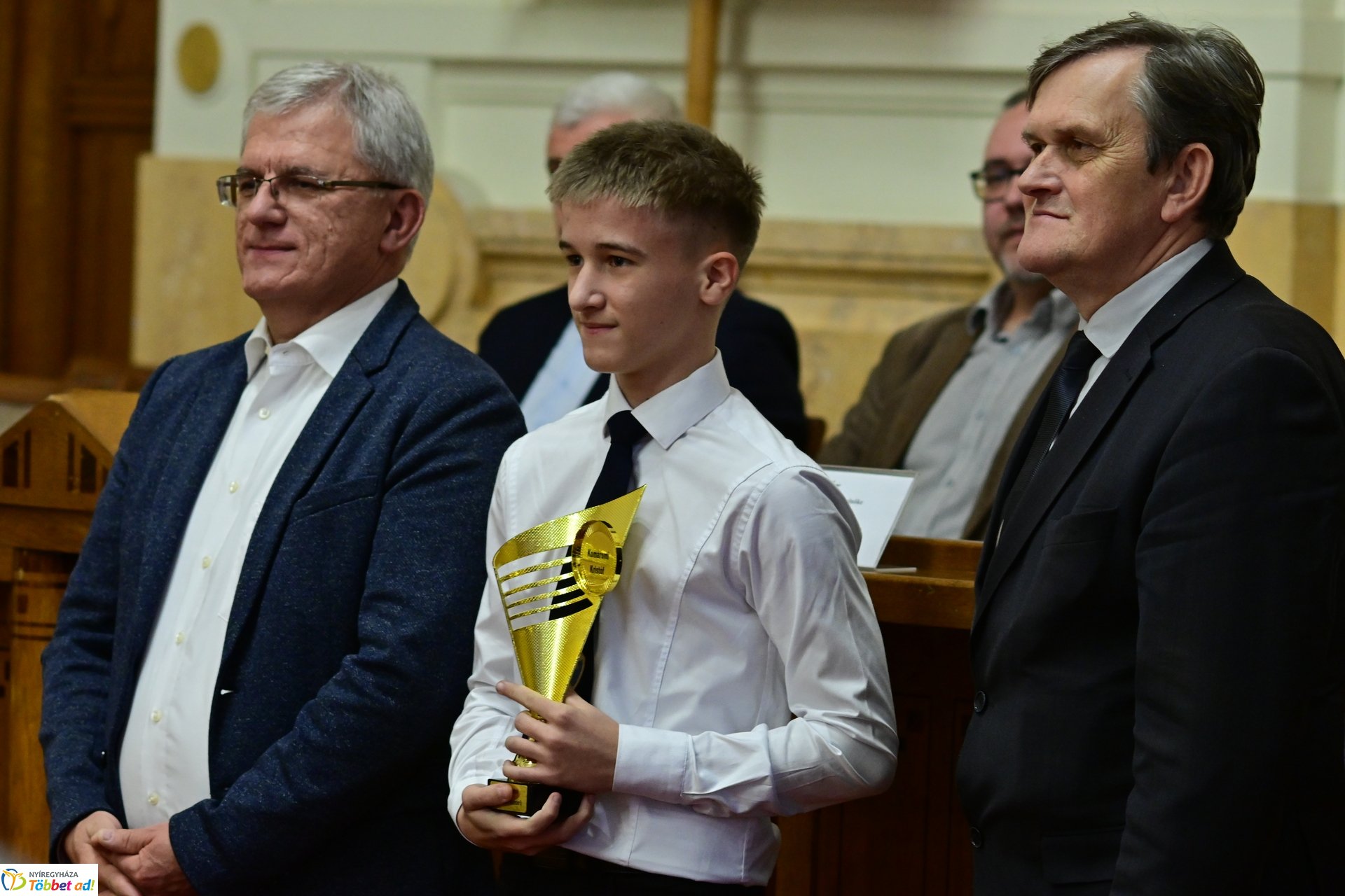 Elismeréseket adtak át a Vármegyei Diáksport Gálán